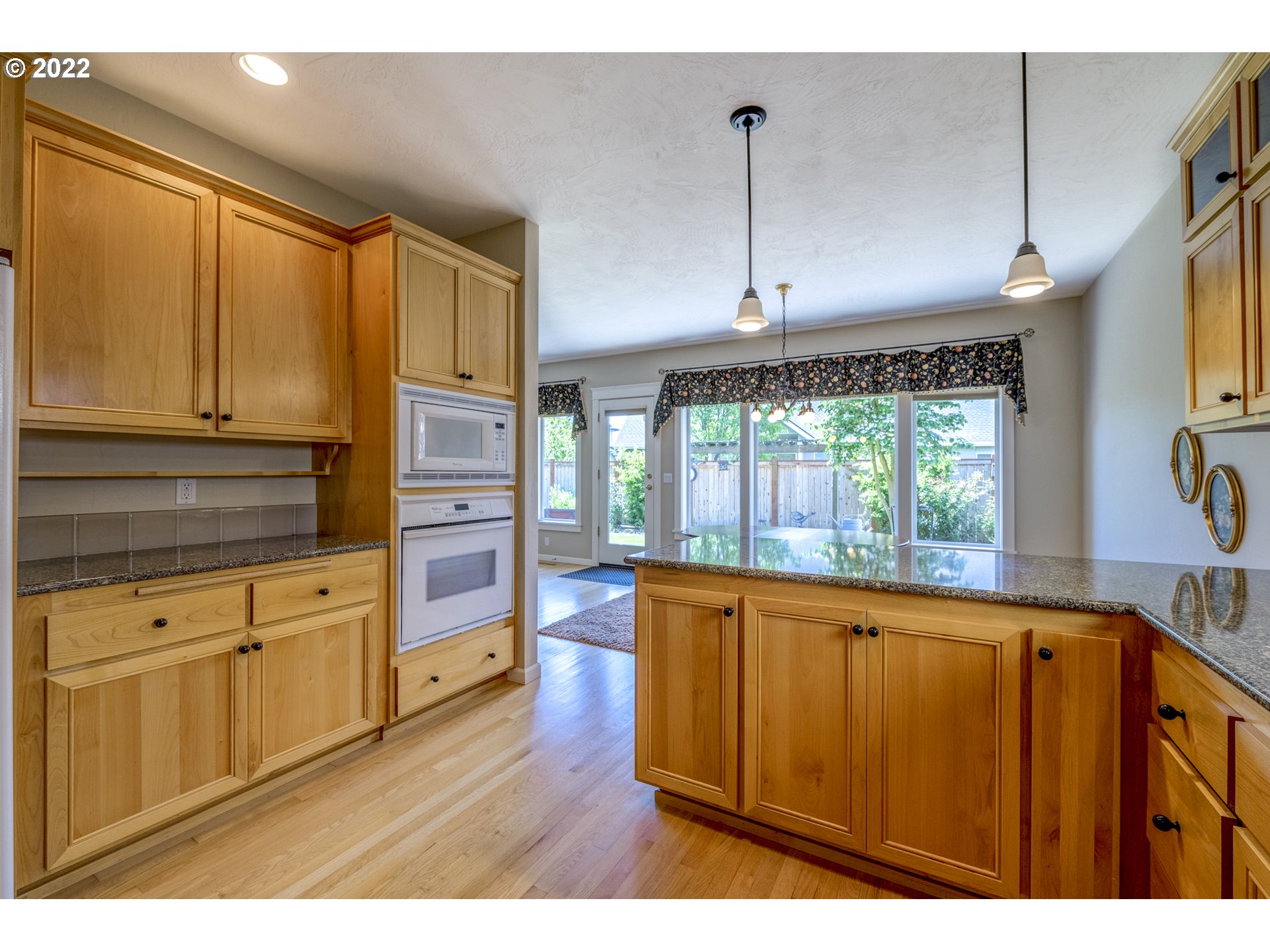 835 River Knoll Way Springfield, OR 97477 - Photo 10 of 25 Gallery Image 10