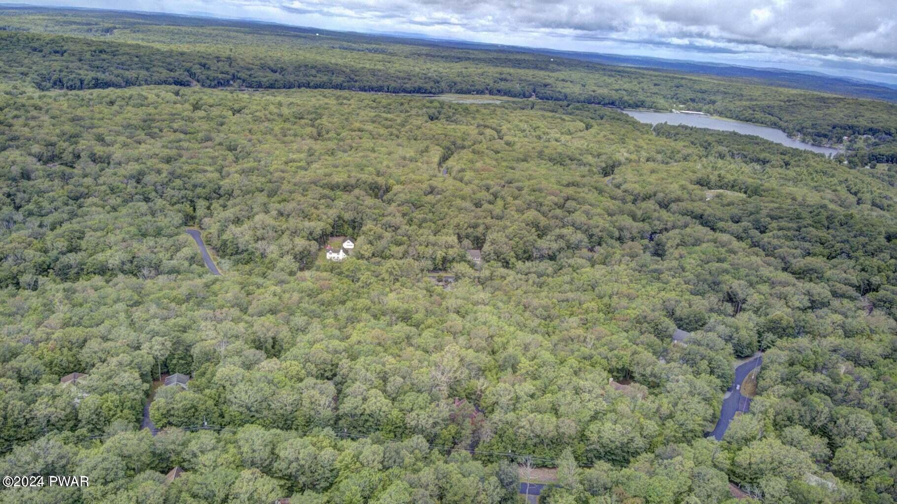 202 Tanager Road Lackawaxen, PA 18435 - Photo 22 of 43