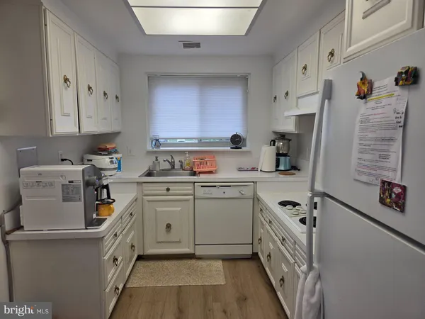 $225,000 | 3411 South Leisure World Boulevard, Unit 90E, Silver Spring, MD 20906
