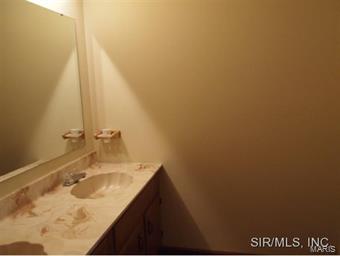 6010 Town Hall Road Belleville, IL 62223 - Photo 9 of 22 Gallery Image 9
