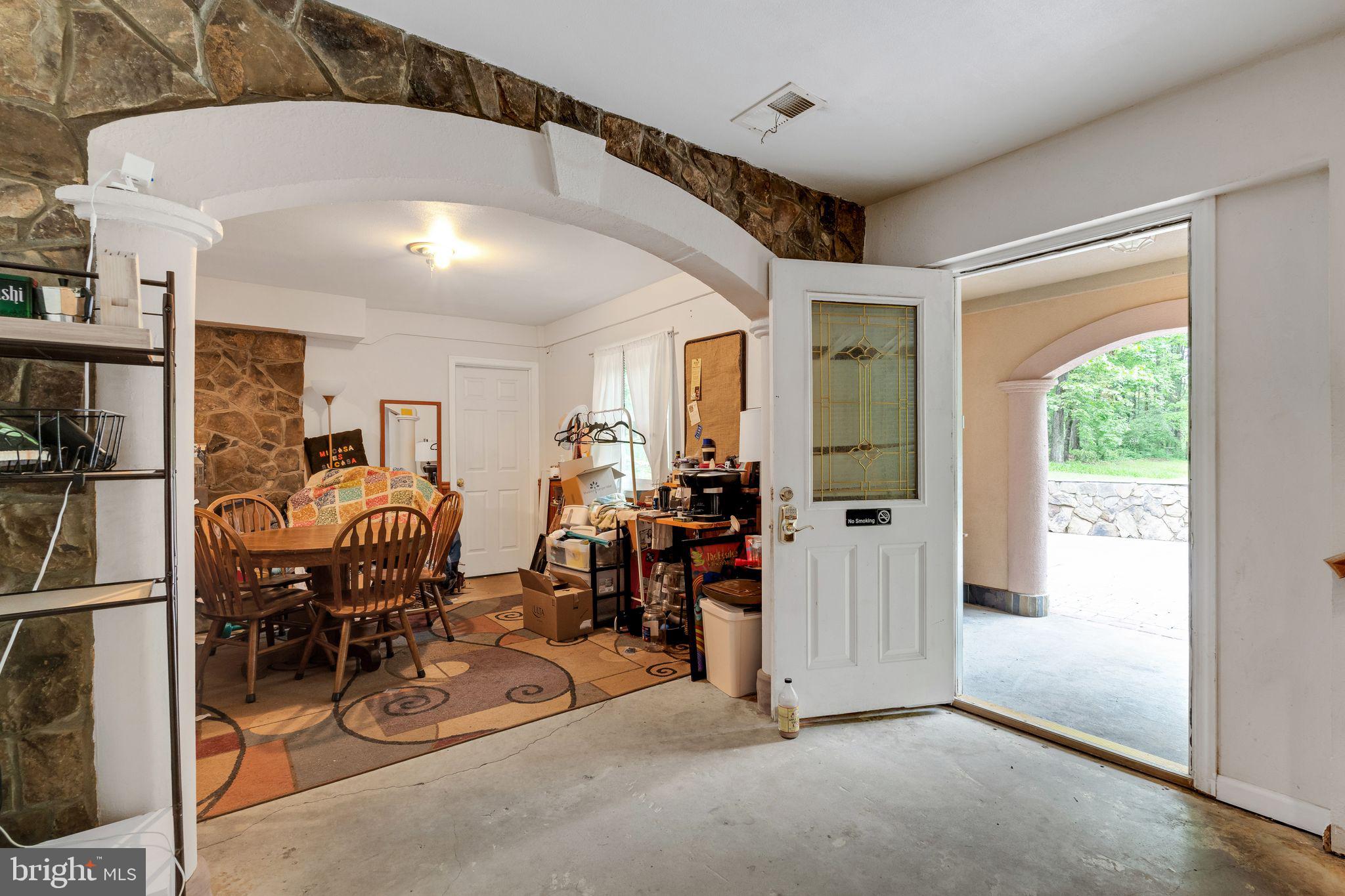 41295 Red Hill Road Leesburg, VA 20175 - Photo 3 of 43 Gallery Image 3