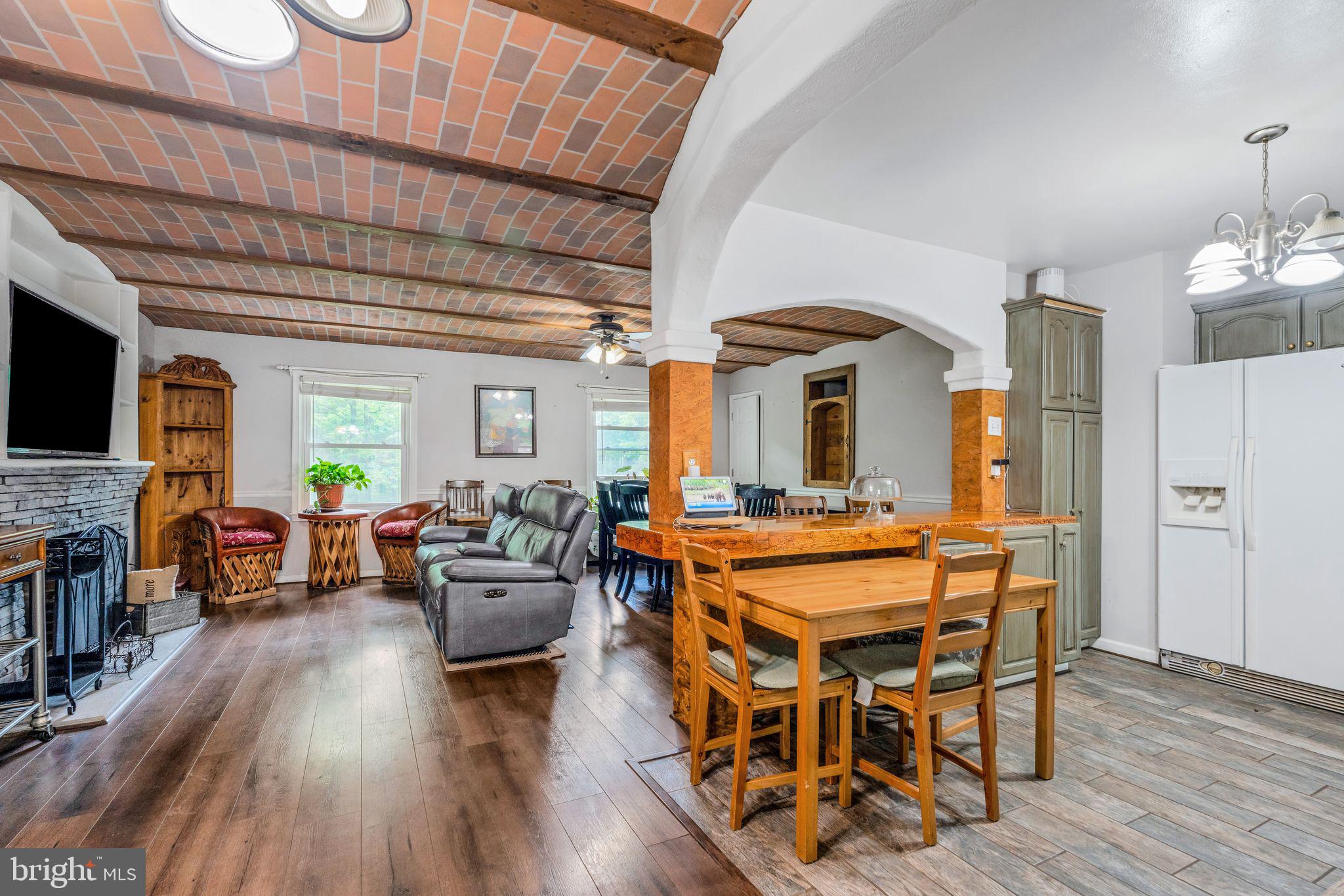 41295 Red Hill Road Leesburg, VA 20175 - Photo 4 of 43 Gallery Image 4