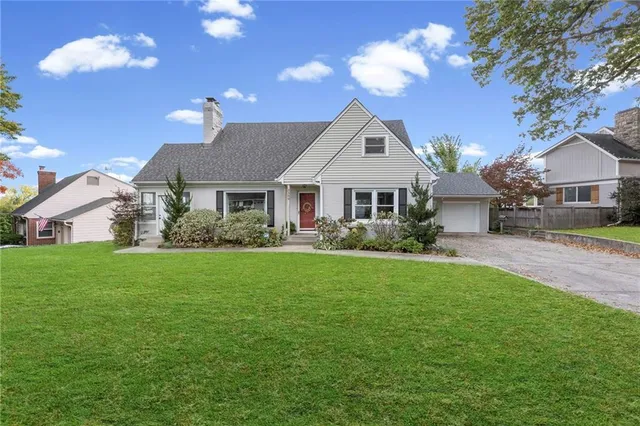 $550,000 | 2309 West 51st Terrace, Westwood, KS 66205