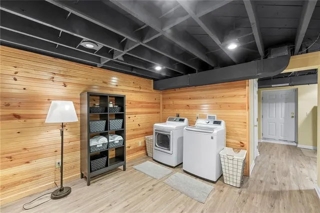 $550,000 | 2309 West 51st Terrace, Westwood, KS 66205