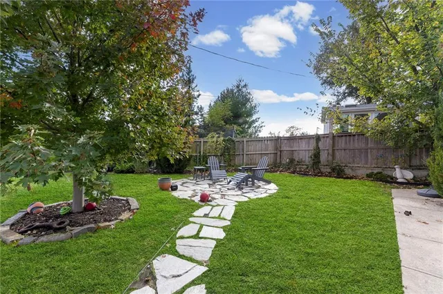 $550,000 | 2309 West 51st Terrace, Westwood, KS 66205