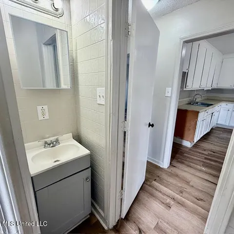 $900 | 4713 Dr L D Chapman Street, Moss Point, MS 39563