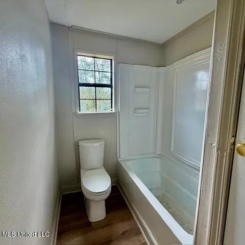 $900 | 4713 Dr L D Chapman Street, Moss Point, MS 39563