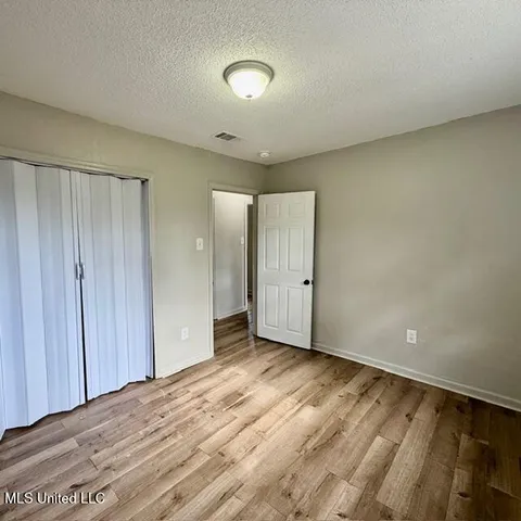 $900 | 4713 Dr L D Chapman Street, Moss Point, MS 39563