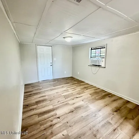 $900 | 4713 Dr L D Chapman Street, Moss Point, MS 39563