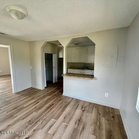 $900 | 4713 Dr L D Chapman Street, Moss Point, MS 39563