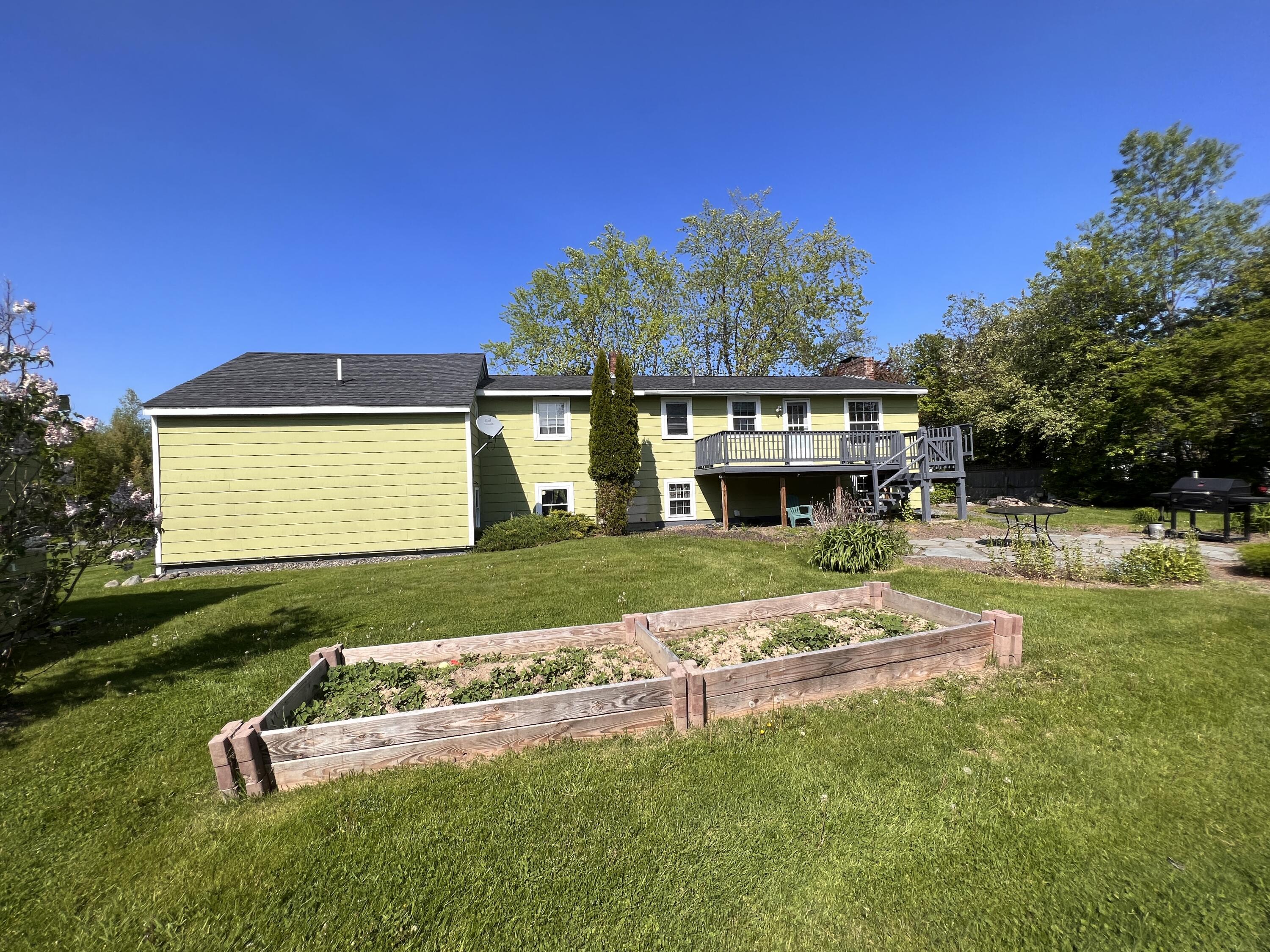 20 Highview Terrace Bangor, ME 04401 - Photo 52 of 62 Garden Bed