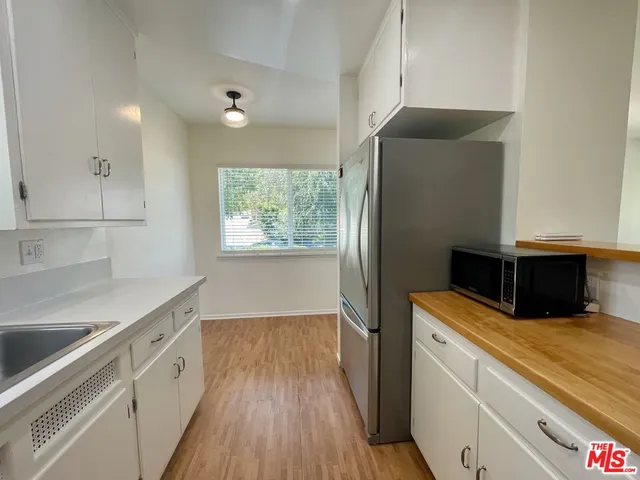 $3,250 | 3227 Bennett Drive, Los Angeles, CA 90068