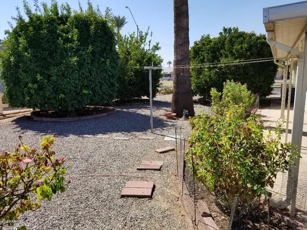 $2,400 | 11801 North Cherry Hills Drive East, Sun City, AZ 85351