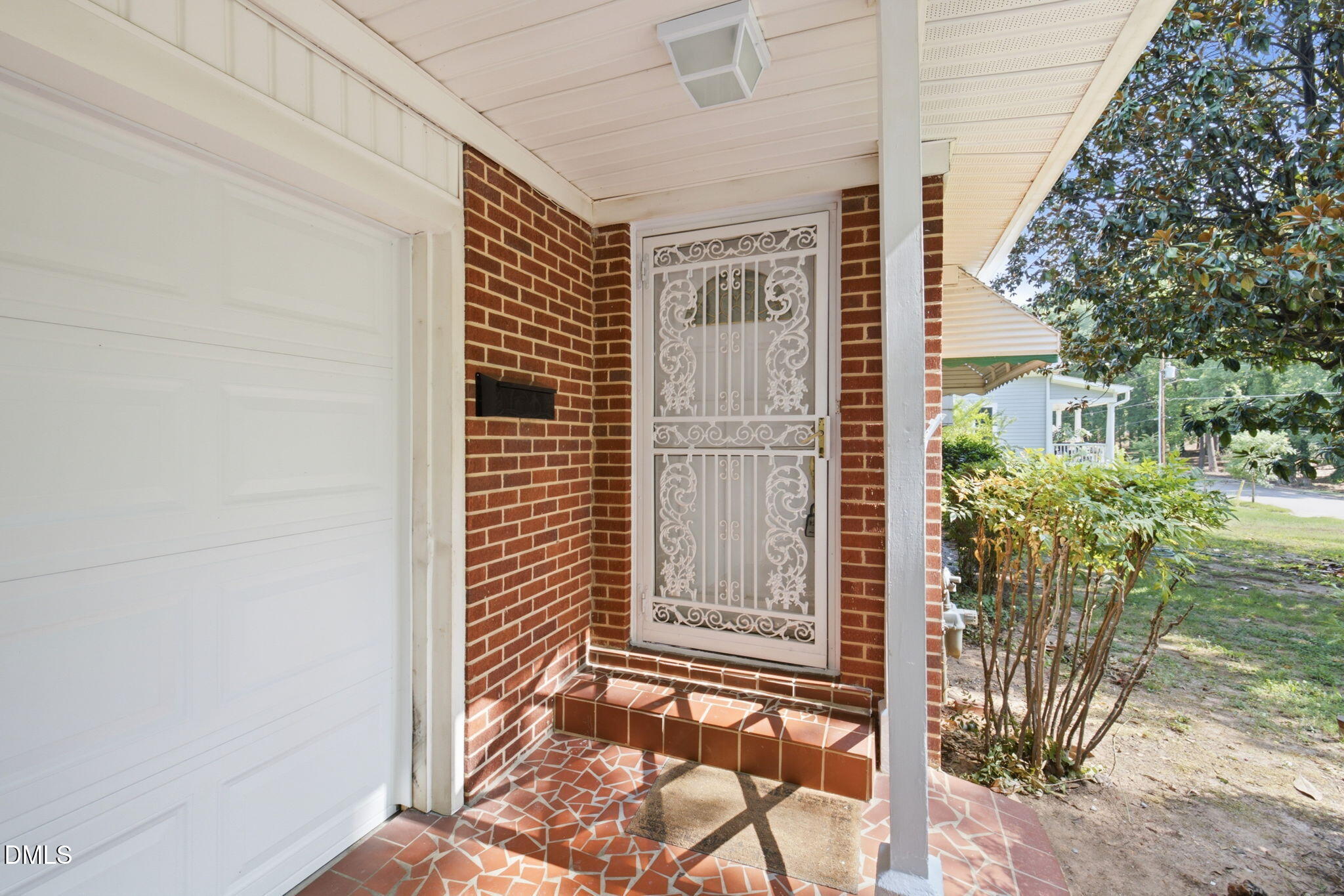 119 Waldrop Street Raleigh, NC 27610 - Photo 5 of 33 5-web-or-mls-DX3A7385