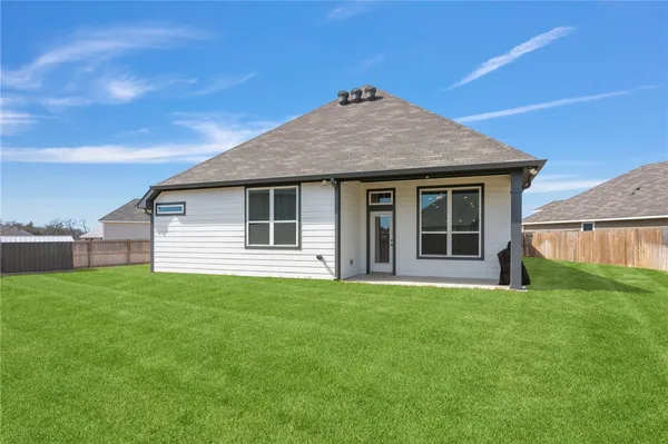 $2,800 | 2202 Hall Of Fame Court, Bryan, TX 77807