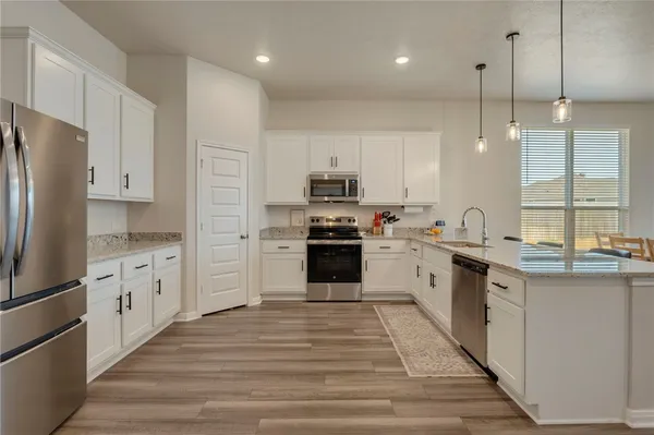 $2,800 | 2202 Hall Of Fame Court, Bryan, TX 77807