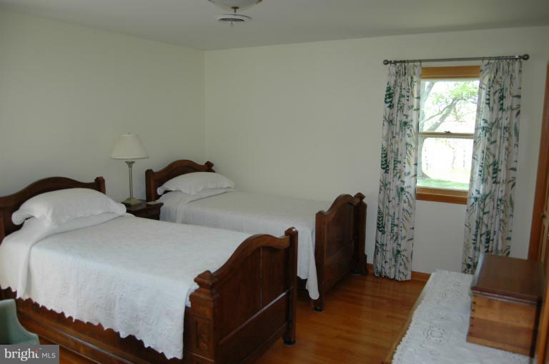 2410 Parshall Road Berryville, VA 22611 - Photo 10 of 30 Bedroom