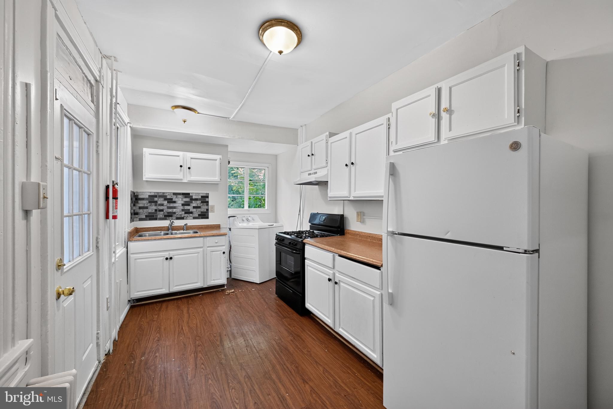 361 Beaver Street Lancaster, PA 17603 - Photo 1 of 16