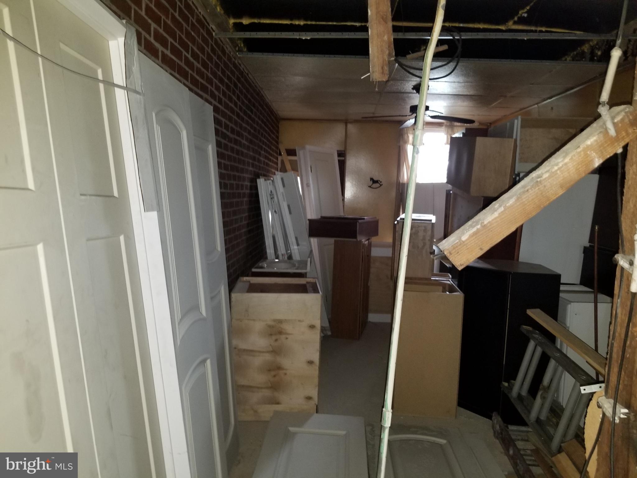 1713 Appleton Street Baltimore, MD 21217 - Photo 18 of 24 Gallery Image 18