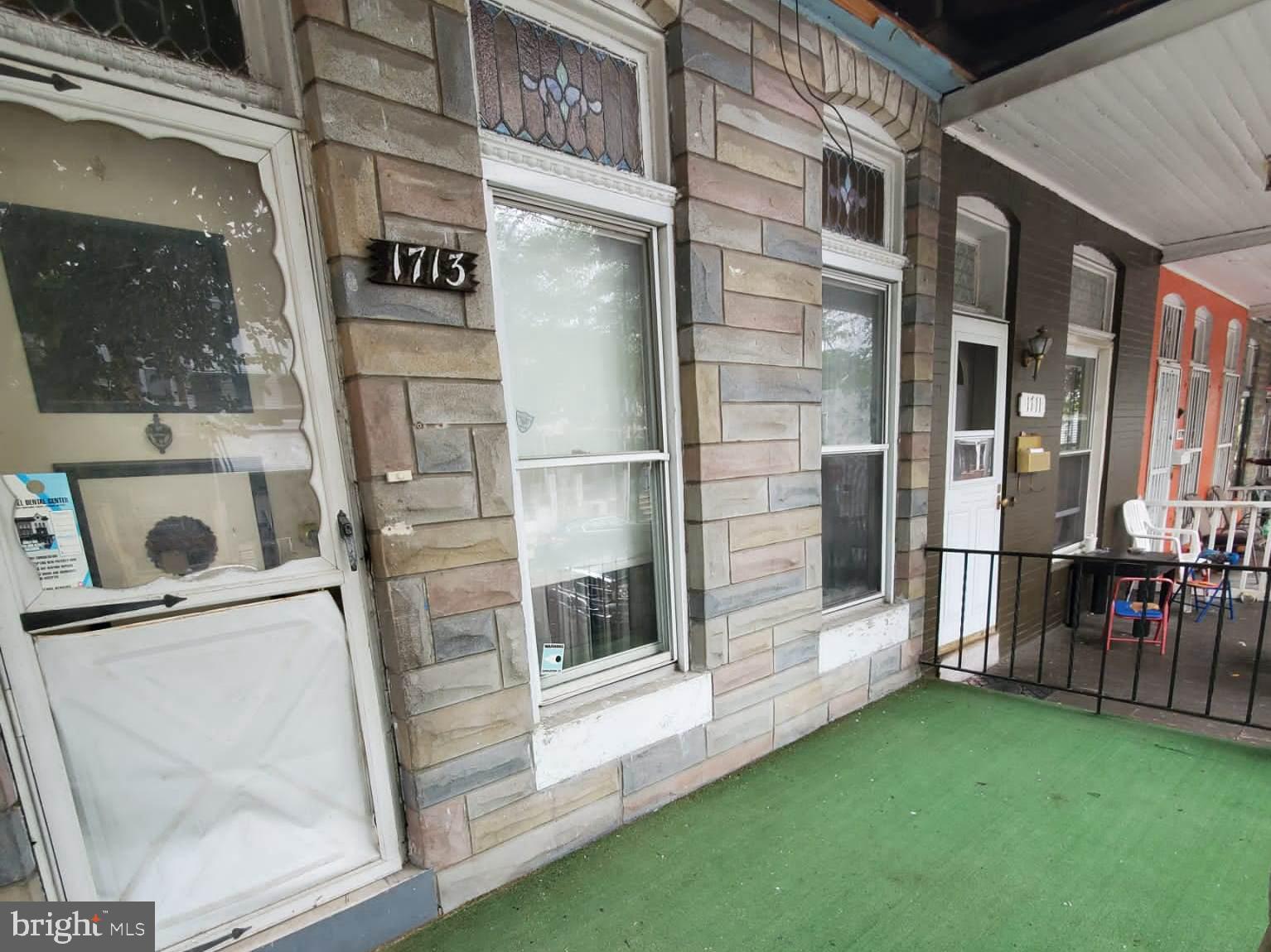 1713 Appleton Street Baltimore, MD 21217 - Photo 3 of 24 Gallery Image 3