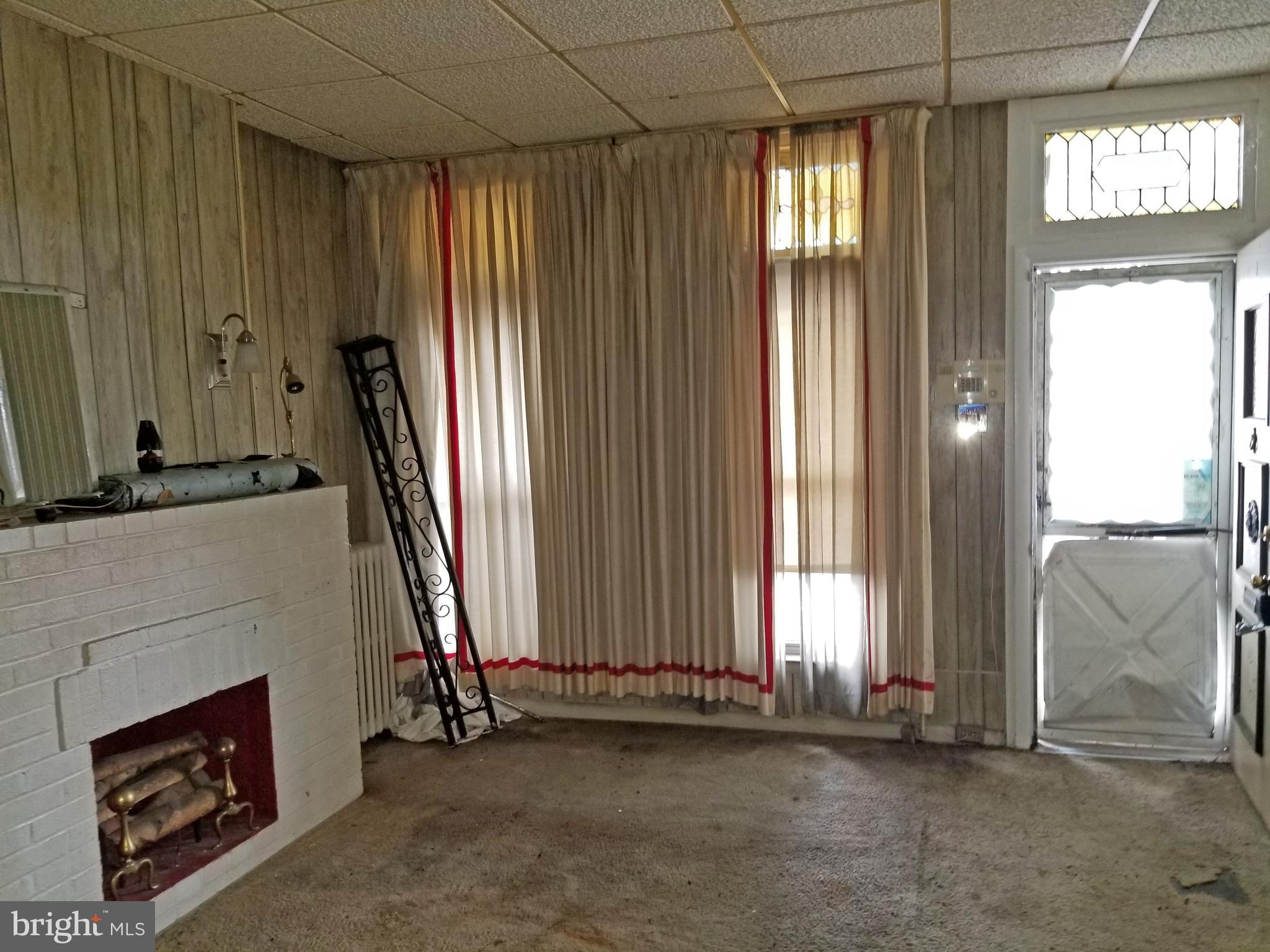 1713 Appleton Street Baltimore, MD 21217 - Photo 5 of 24 Gallery Image 5