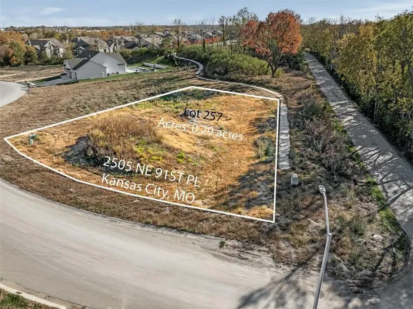 $90,000 | 2505 Northeast 91st Place, Kansas City, MO 64156