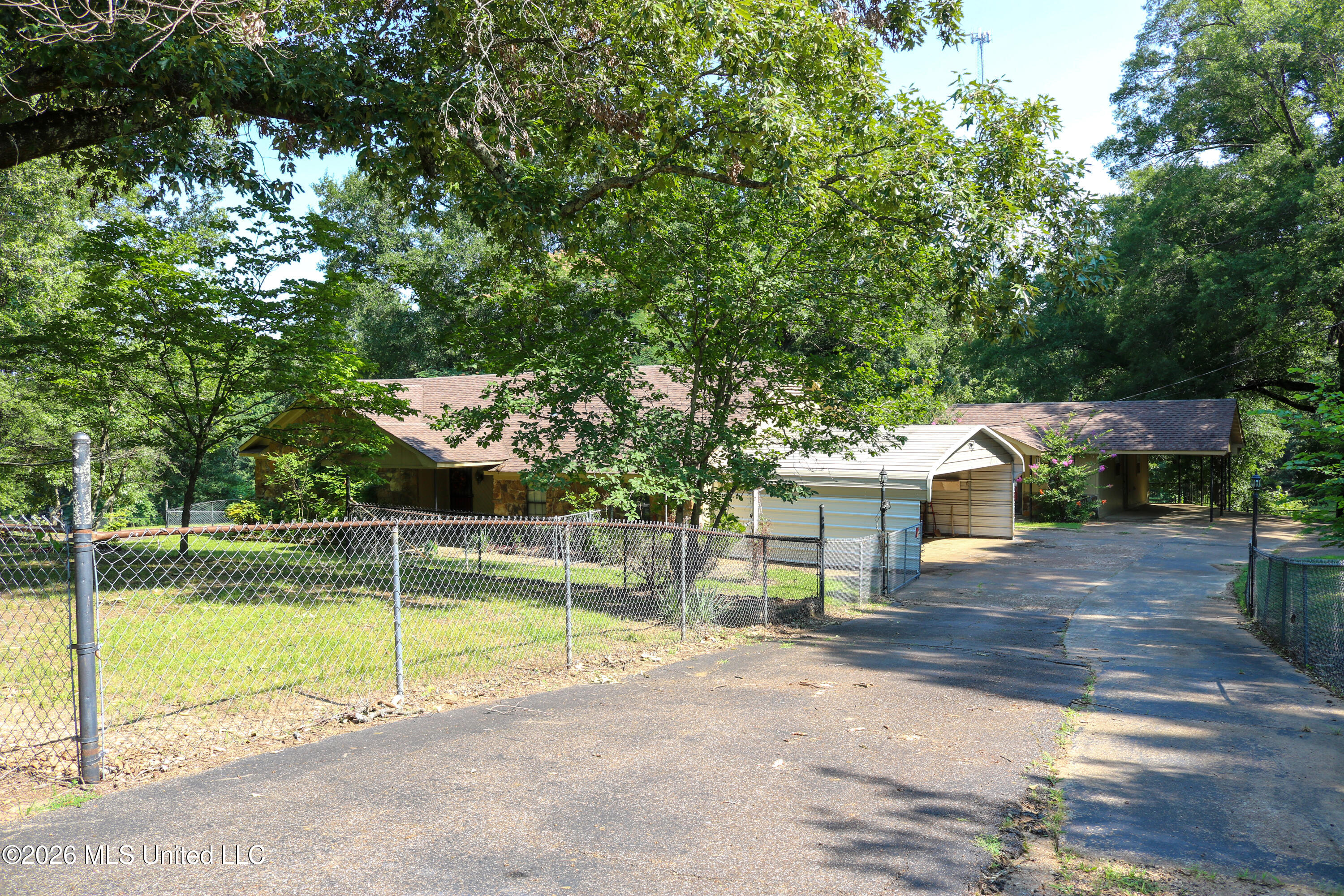 141 Oakdale Road Coldwater, MS 38618 - Photo 3 of 47 141 Oakdale Rd, Coldwater, MS-03