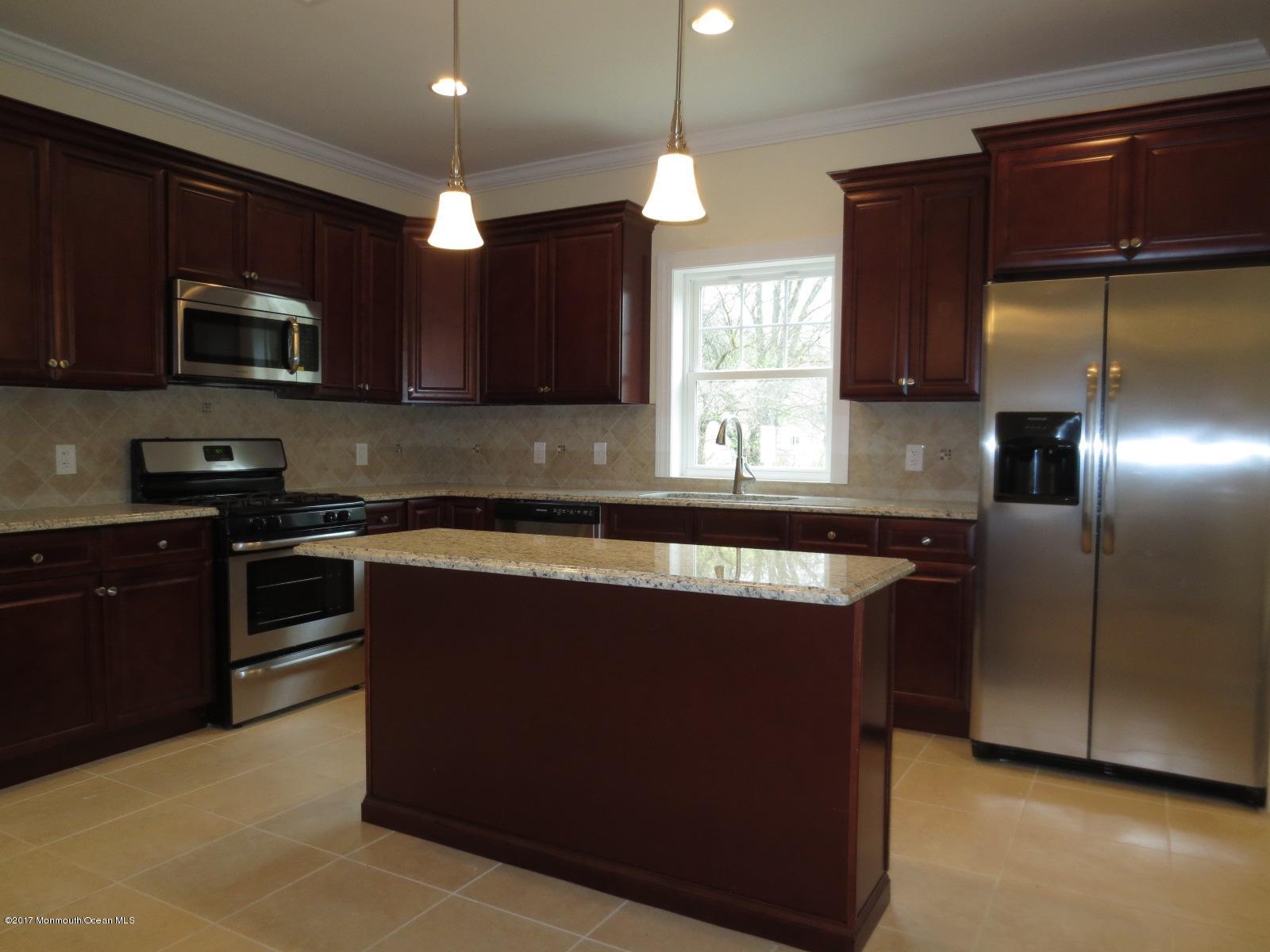 147 County Road Cliffwood, NJ 07721 - Photo 4 of 18 Kitchen