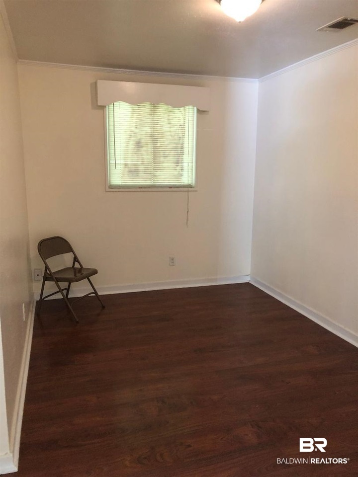 558 Sunnyvale Court Mobile, AL 36609 - Photo 4 of 12
