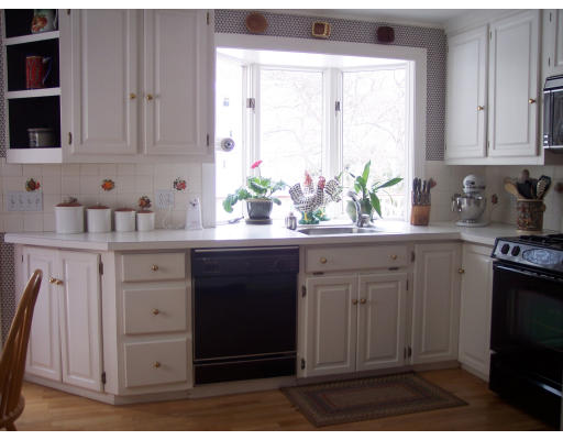8 Intervale Road Worcester, MA 01602 - Photo 11 of 29 Gallery Image 11