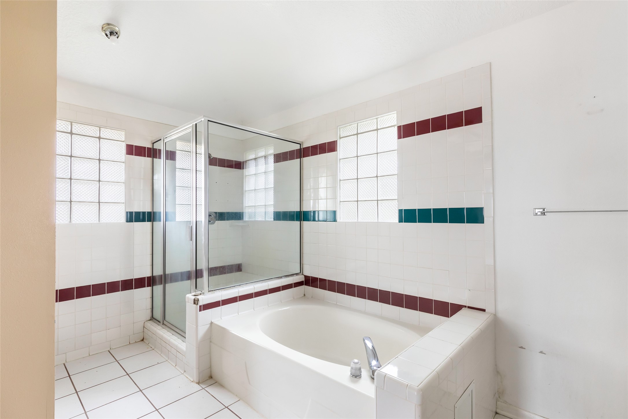 1002 Ransom Street Anahuac, TX 77514 - Photo 25 of 32