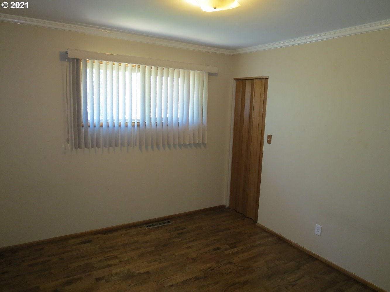 819 Northwest 5th Street Pendleton, OR 97801 - Photo 13 of 25