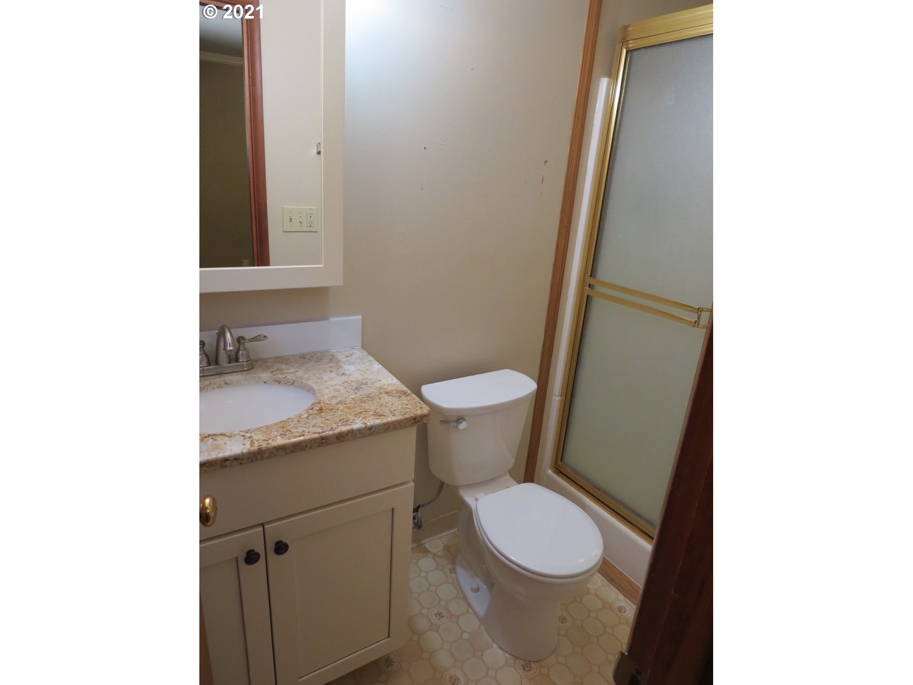 819 Northwest 5th Street Pendleton, OR 97801 - Photo 16 of 25