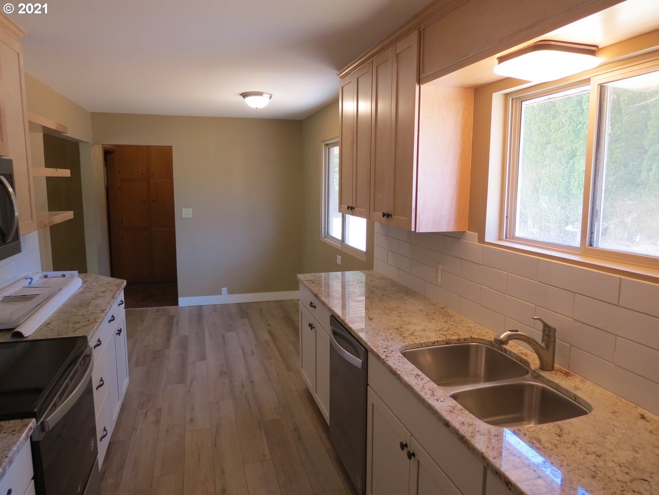 819 Northwest 5th Street Pendleton, OR 97801 - Photo 7 of 25