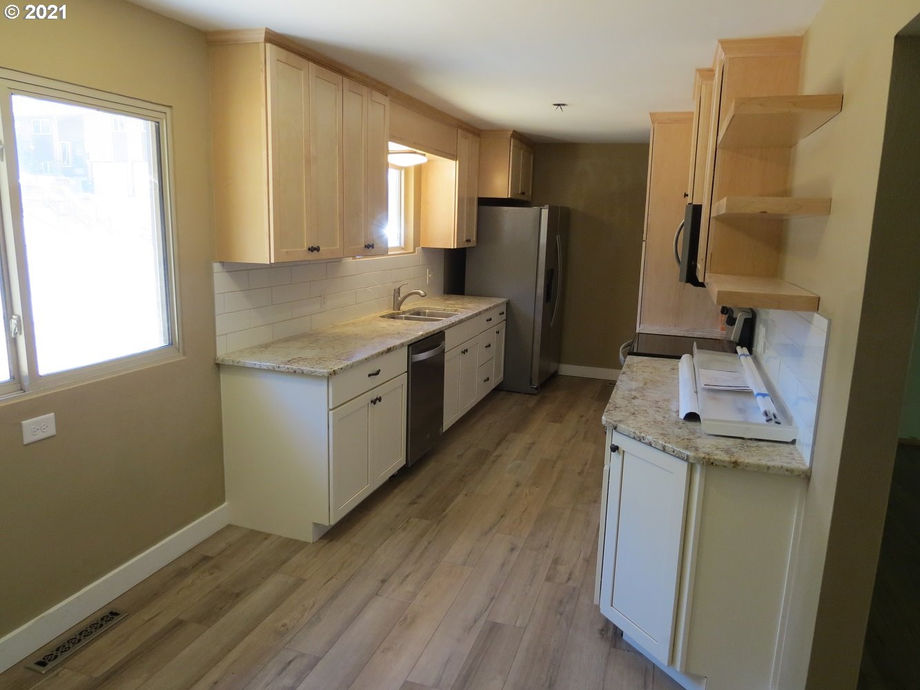 819 Northwest 5th Street Pendleton, OR 97801 - Photo 8 of 25