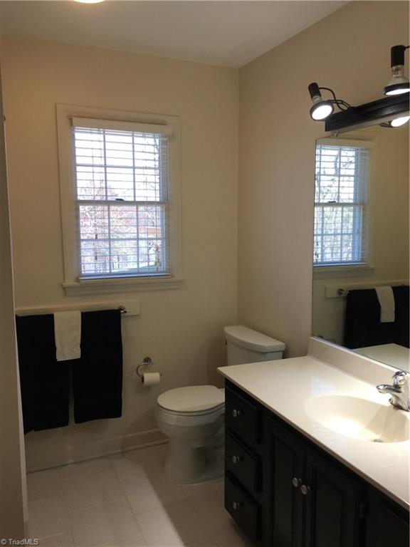 1016 Shamrock Road High Point, NC 27265 - Photo 18 of 29 Gallery Image 18