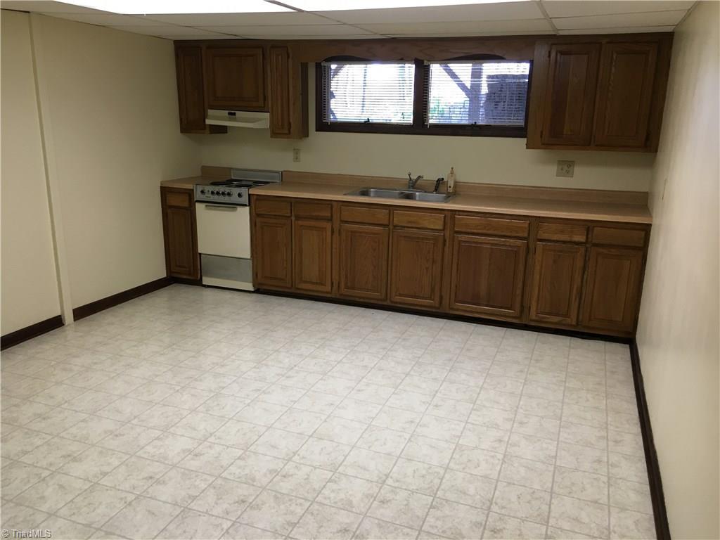 1016 Shamrock Road High Point, NC 27265 - Photo 25 of 29 Gallery Image 25