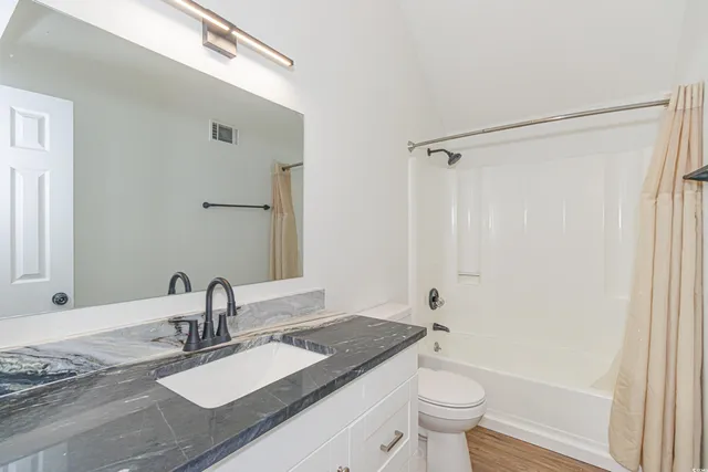 $246,700 | 303 East Northside Avenue, Marion, SC 29571