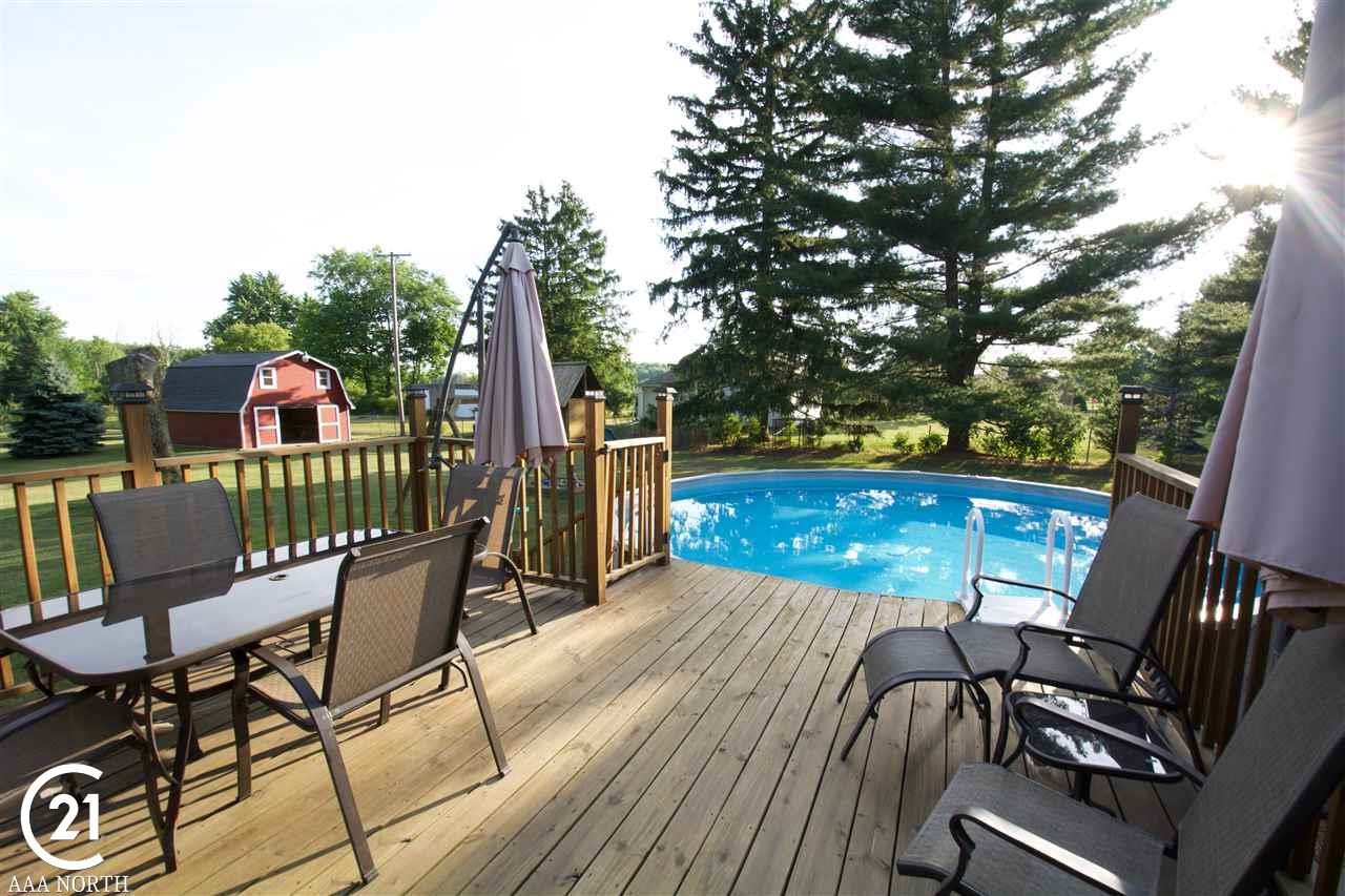 10975 Brandon Road Emmett, MI 48022 - Photo 26 of 30 31301333-25.JPG