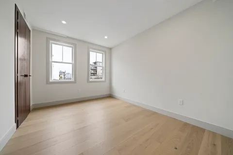 $680,000 | 273 Havre Street, Unit 4, Boston, MA 02128