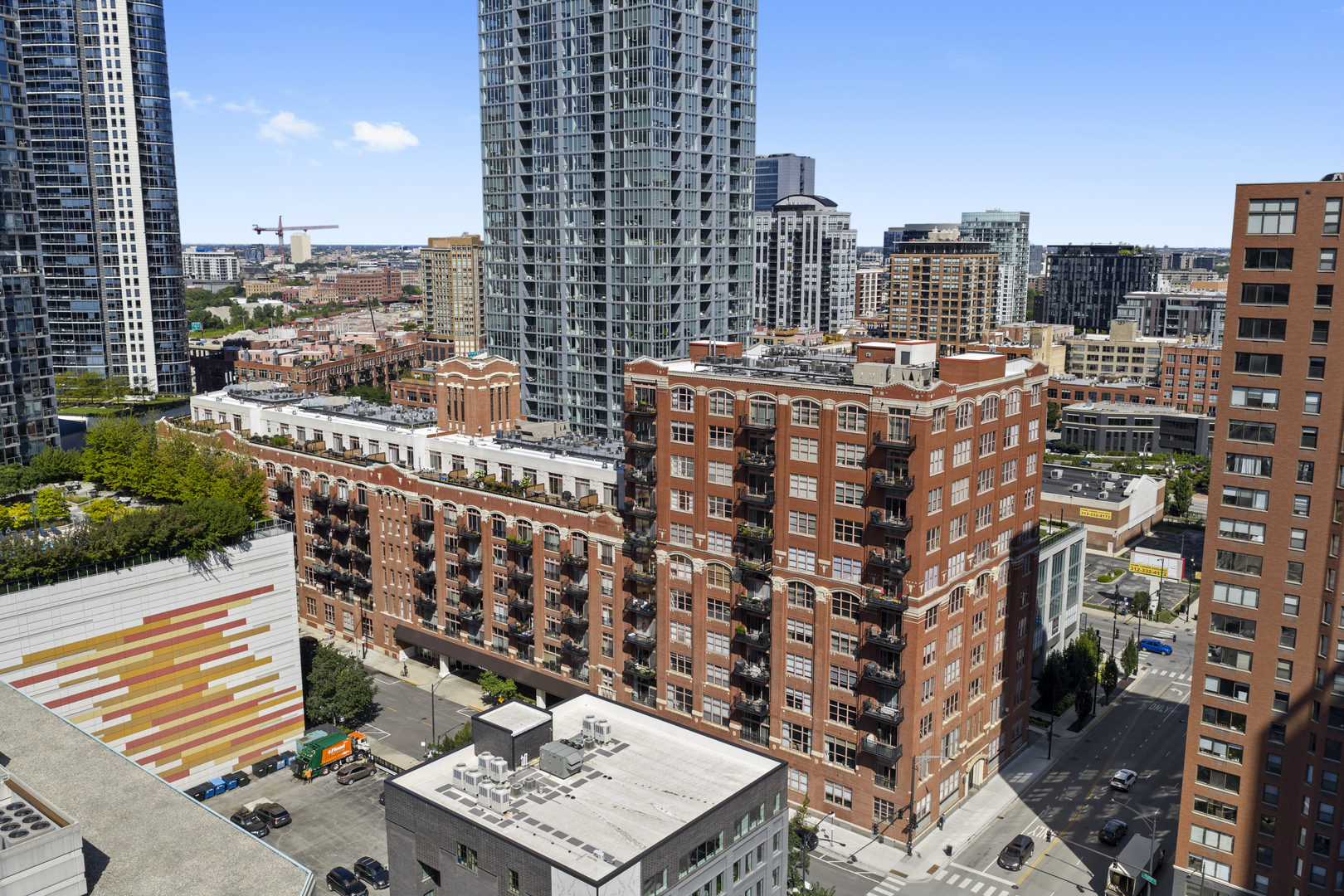 360 West Illinois Street, Unit 614 Chicago, IL 60654 - Photo 28 of 36 a view of a city with tall buildings