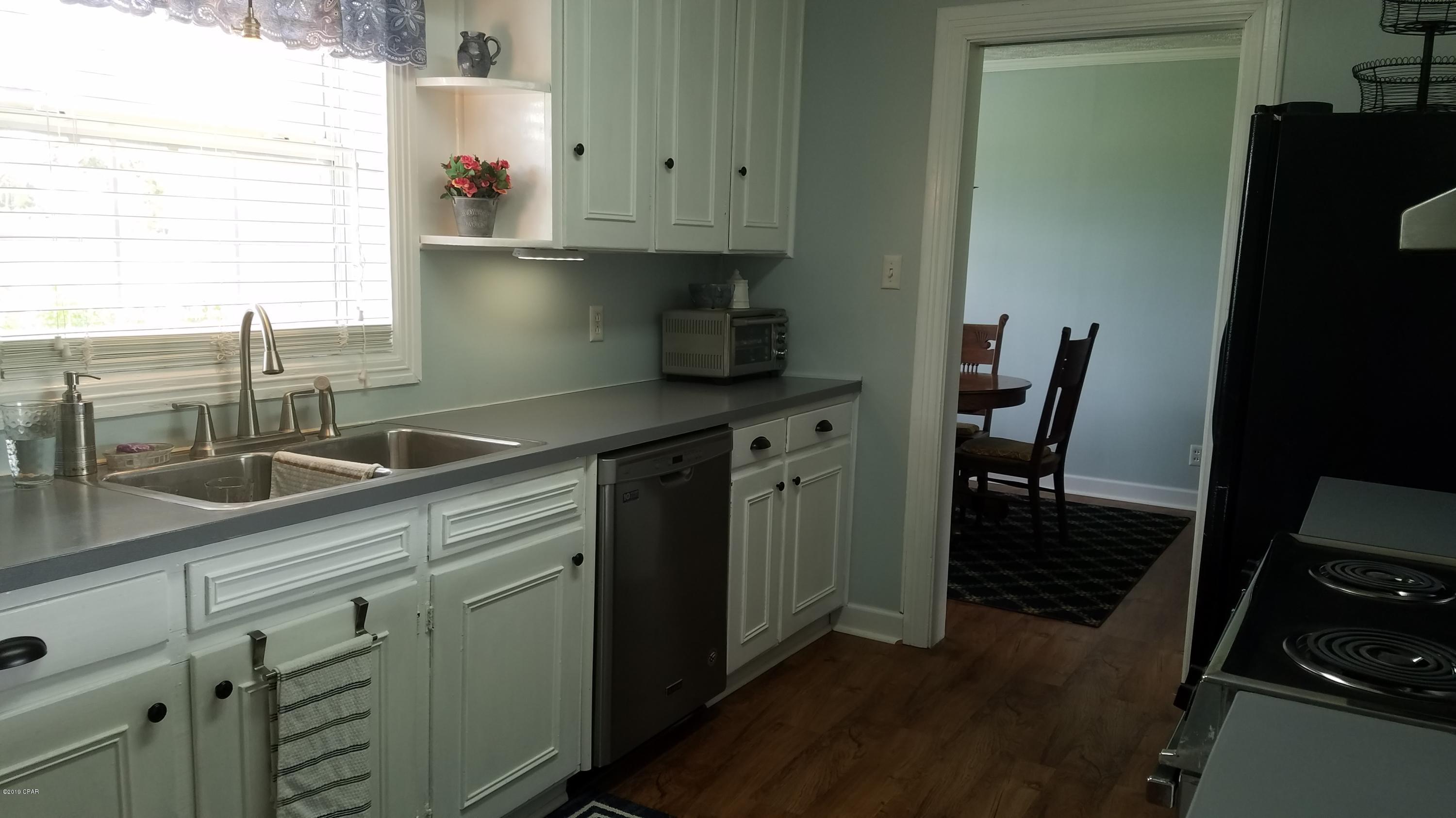 5327 River Road Bascom, FL 32423 - Photo 21 of 45