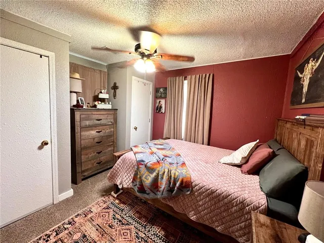 $169,000 | 104 4th Street, Winchester, KS 66097