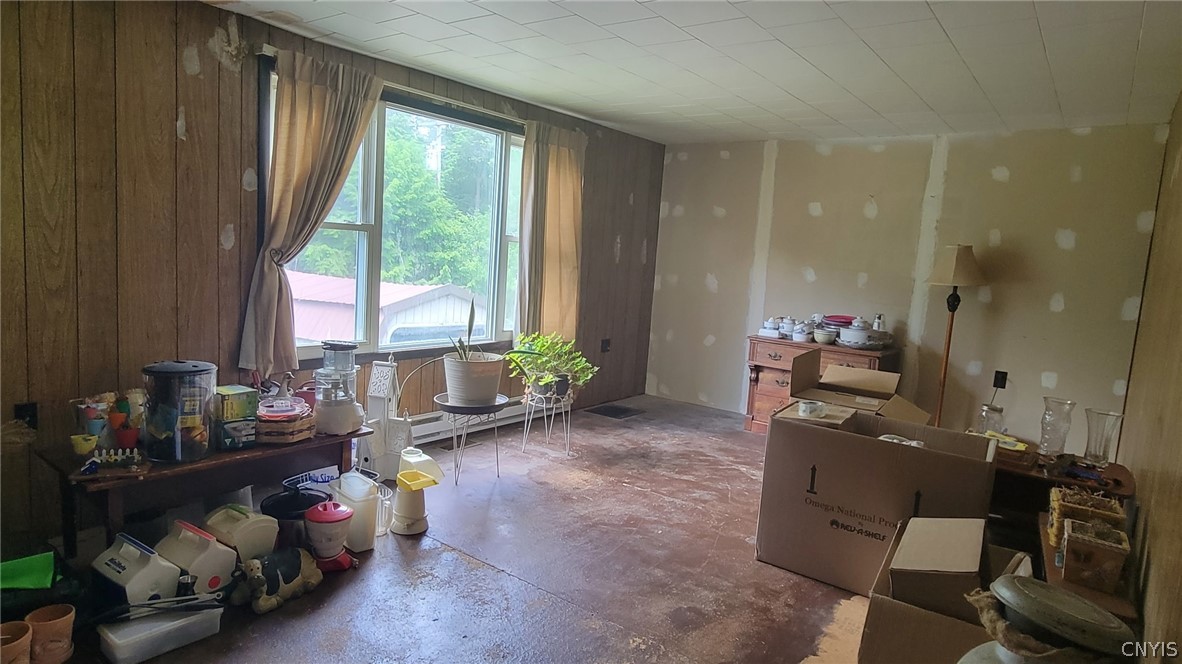 4524 Maybury Road Solon, NY 13101 - Photo 31 of 42 Living room