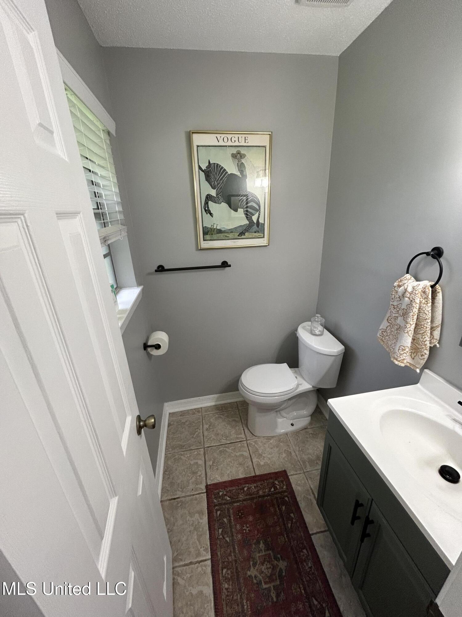 113 Colmer Circle Ocean Springs, MS 39564 - Photo 15 of 26 8DCCF727-CC9F-4BE9-A335-F8706E40E323