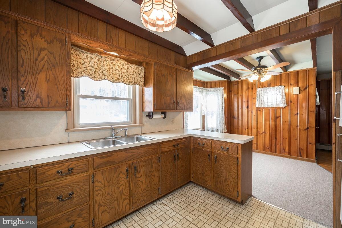 751 Henning Road Perkiomenville, PA 18074 - Photo 11 of 45 Kitchen