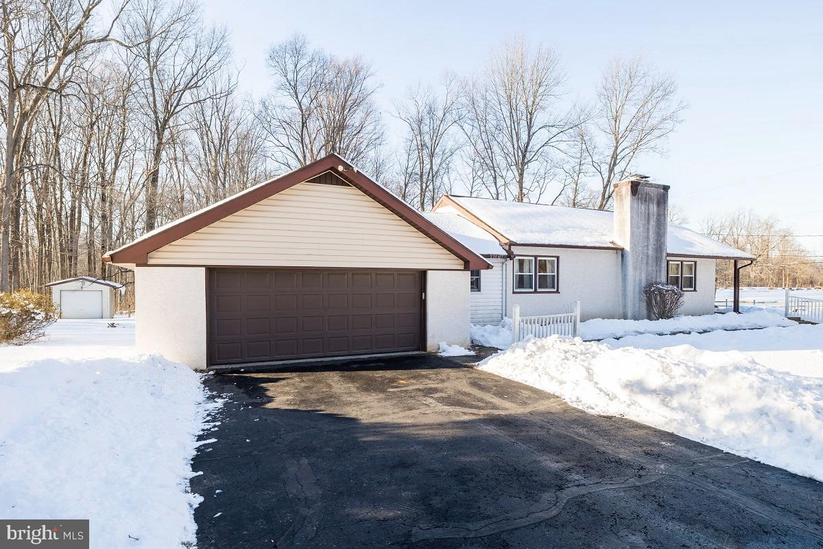751 Henning Road Perkiomenville, PA 18074 - Photo 26 of 45 Exterior garage