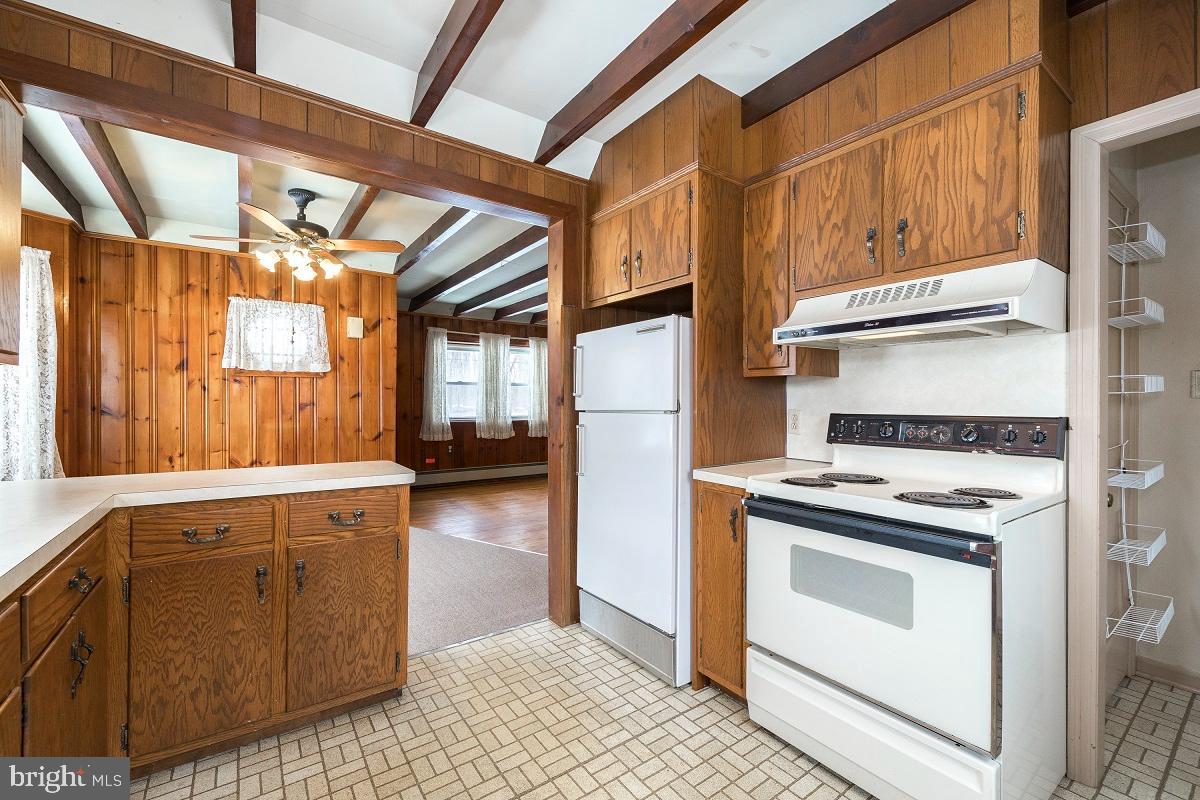 751 Henning Road Perkiomenville, PA 18074 - Photo 10 of 45 Kitchen