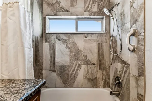 $4,000 | 13948 Brewster Drive, Largo, FL 33774