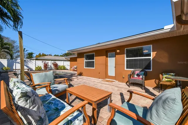 $4,000 | 13948 Brewster Drive, Largo, FL 33774